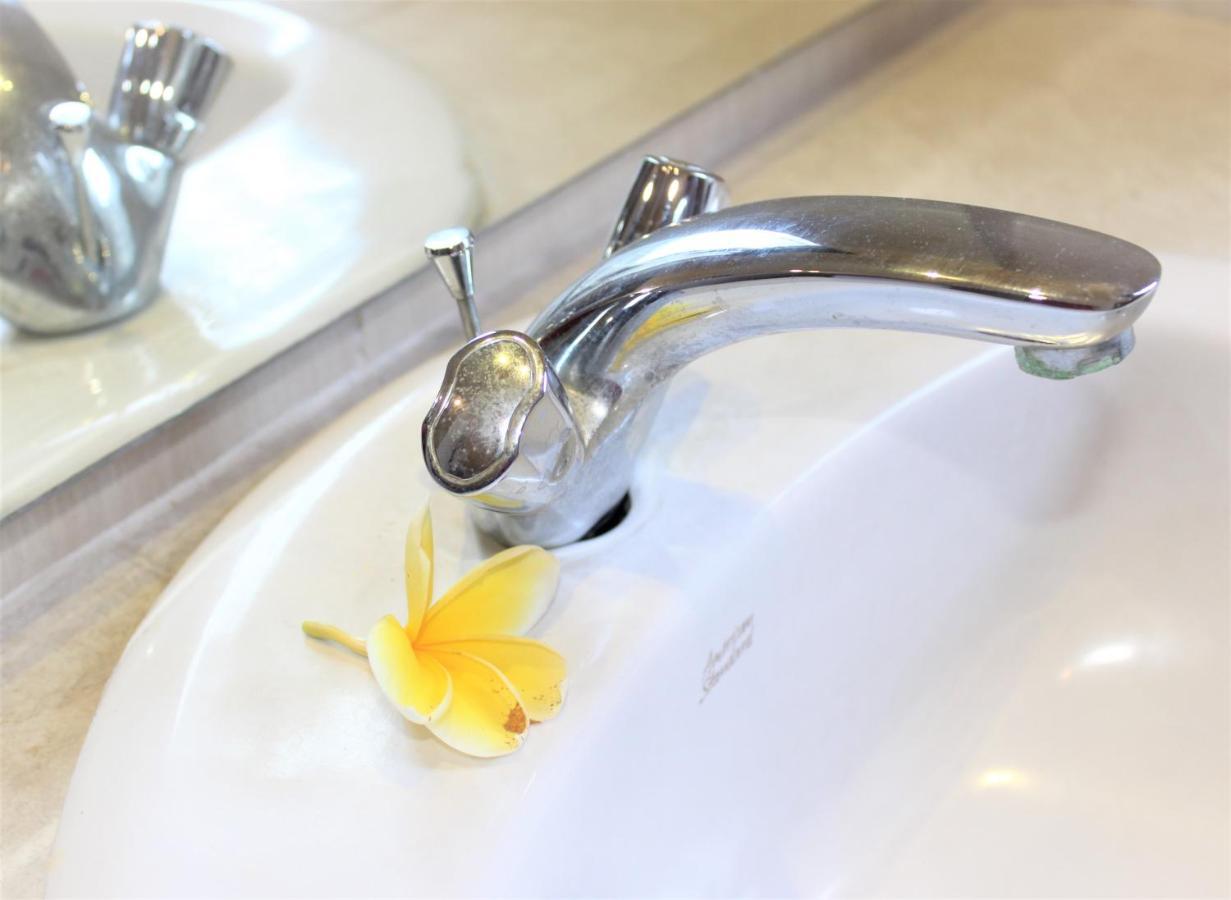 Silvy Guesthouse Canggu Екстериор снимка